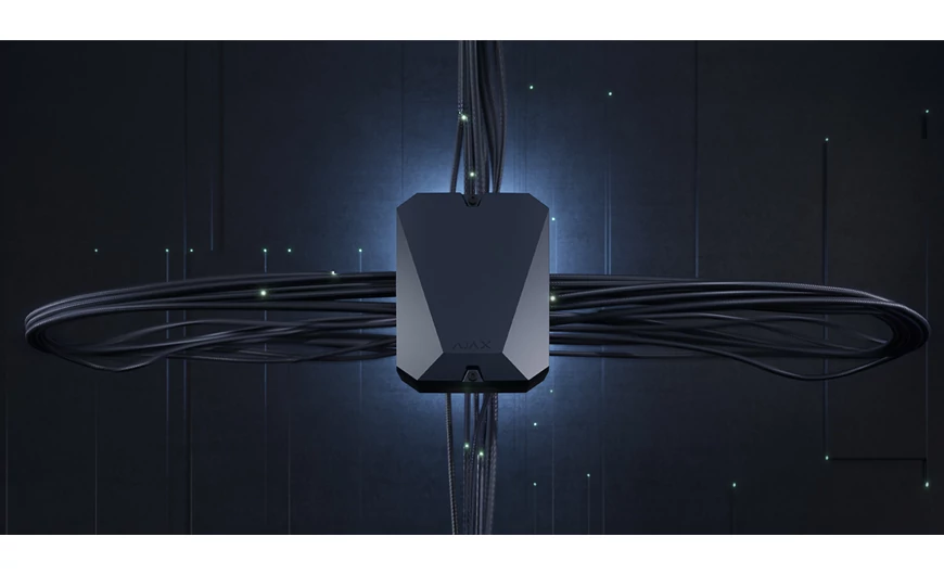 MULTITRANSMITTER: a vezetékes riasztás és az okostelefonon keresztüli biztonsági vezérlés összekötője